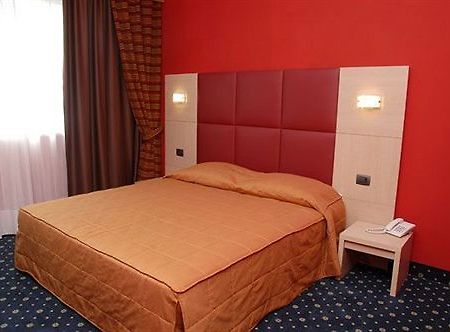 Hotel Panorama Cambiano Kültér fotó